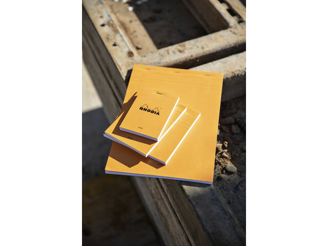 Schrijfblok Rhodia A6 lijn 80vel 80gr oranje