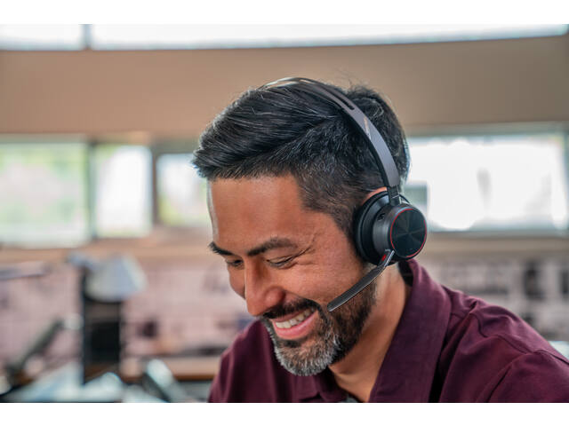 Headset HP POLY Voyager Focus 2 USB-C met oplaadst