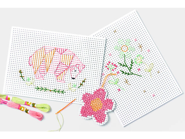 Borduurkaarten Folia 17.5 x x24.5cm 300gr 40v wit