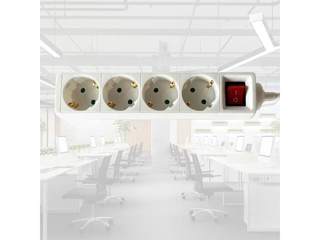 Stekkerdoos BRASQ  4 voudig 3 meter wit