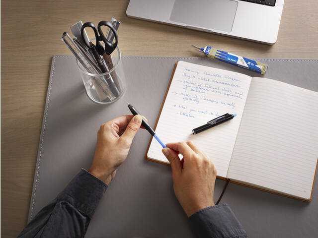 Rollerpen PILOT friXion Ball Plus M blauw
