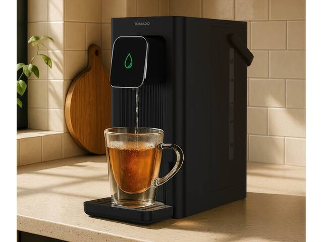 Heetwaterdispenser Tomado 2.5 liter 2200watt zwart