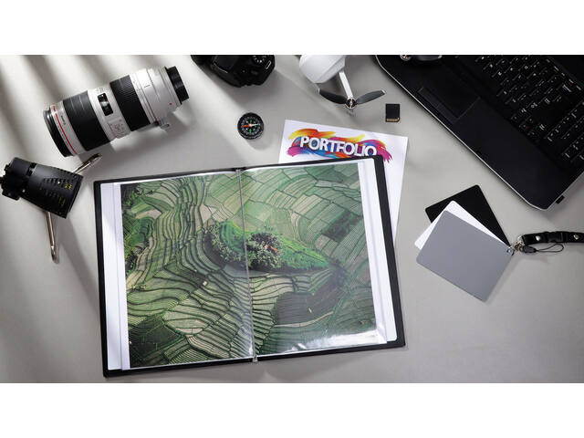 Showmap Rillstab A4 1 kanaals 20 tassen zwart