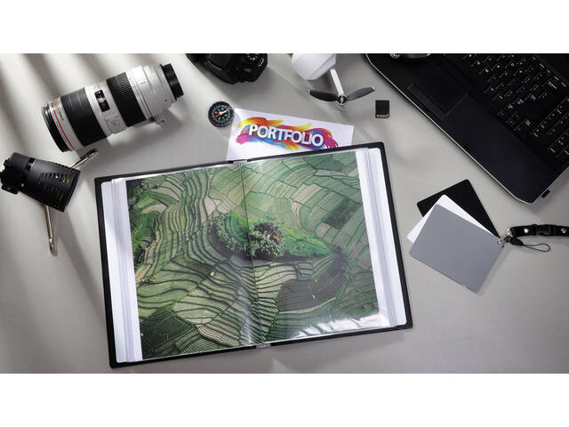 Showmap Rillstab A4 5 kanaals 50 tassen zwart