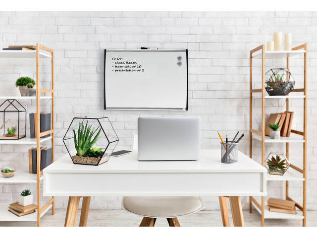 Whiteboard Nobo 58.5x43cm gewelfd