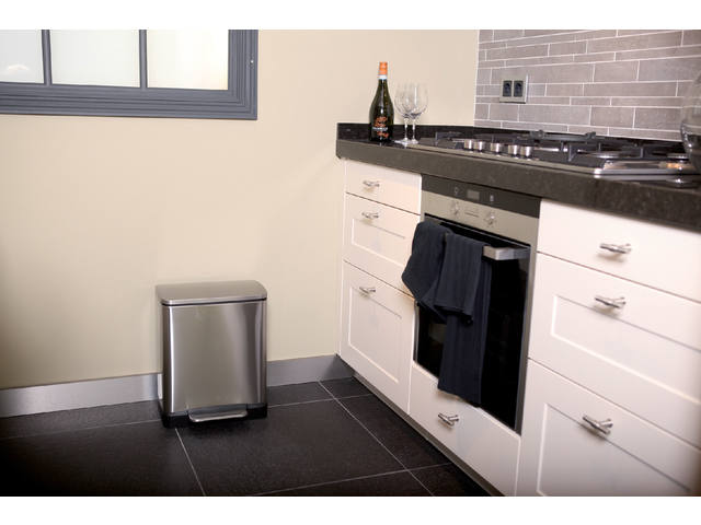 Pedaalemmer EKO E-Cube 18+28 liter rvs